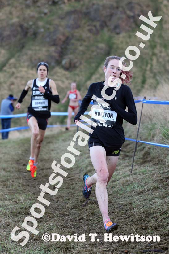 Fionnuala Britton finished 2nd in the senior womens 6k BUPA Great Edinburgh Cross Country. Photo: David T. Hewitson/Sports for All Pics